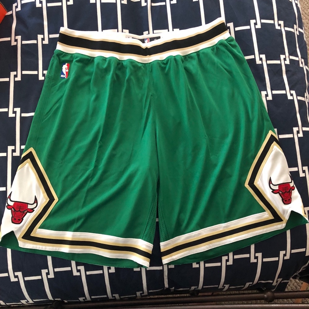 Adidas authentic Bulls St Patrick’s day shorts